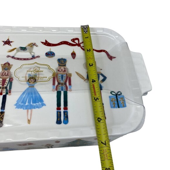 Grace’s Pantry Nutcracker Casserole Dish 2.5 Qt Christmas Bakeware - Picture 5 of 8